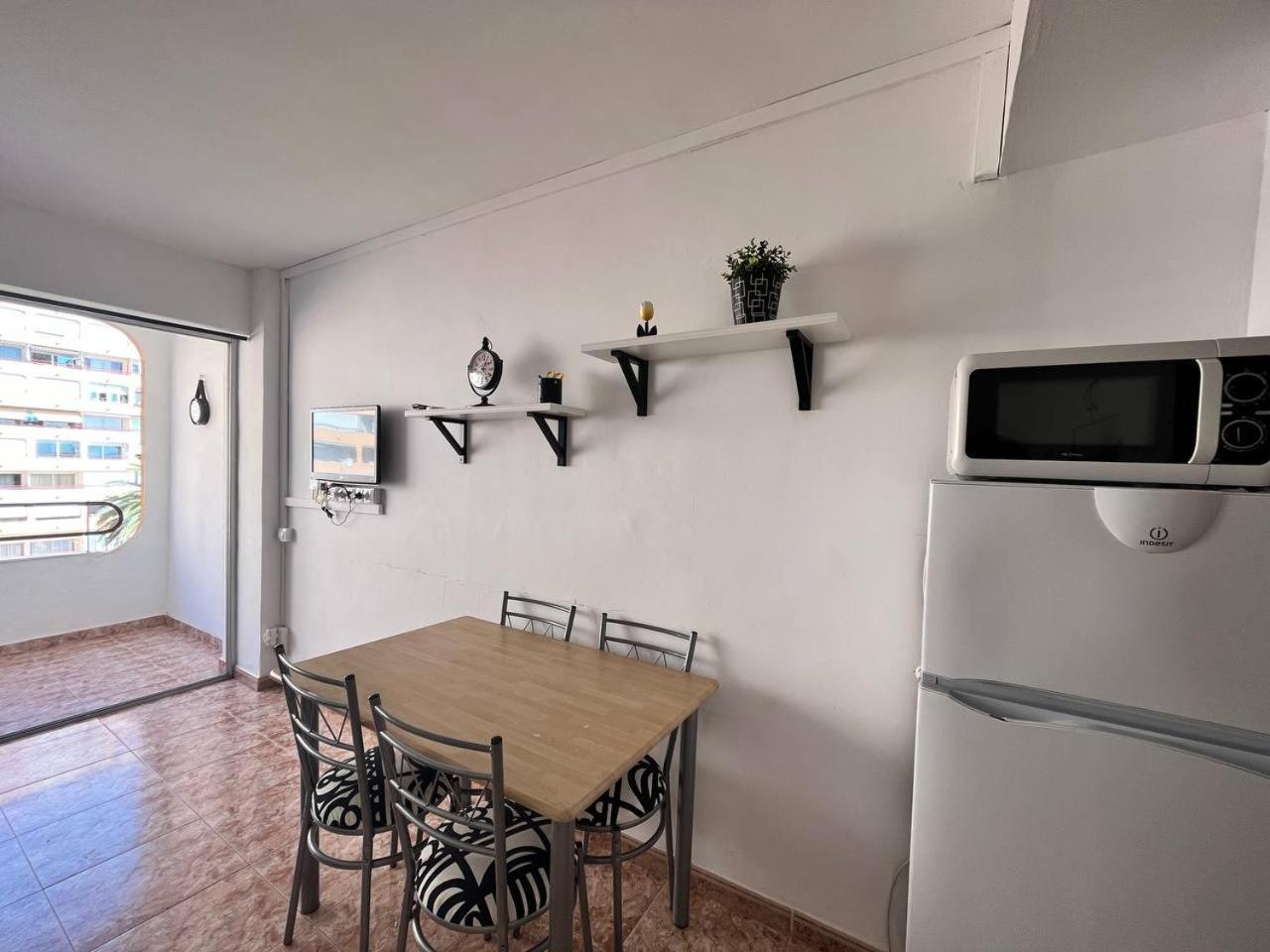 Estudio Con Tres Piscinas Comunitarias Y Pista De Tenis Roses Exteriér fotografie